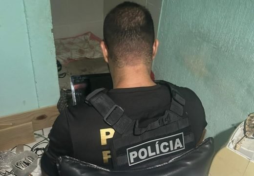 PF prende homem por armazenar arquivos com cenas de abuso sexual infantil em Macaé